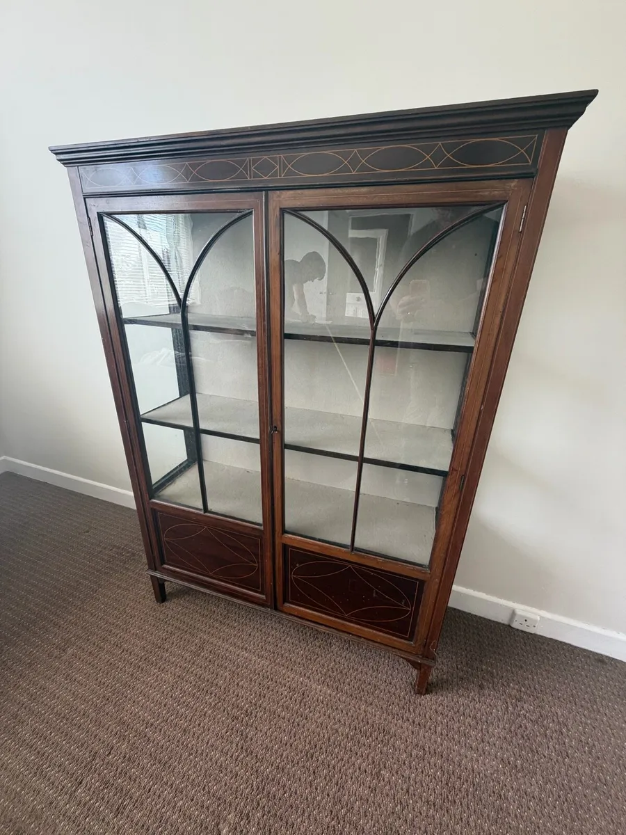 Mahogany Display cabinet - Image 1