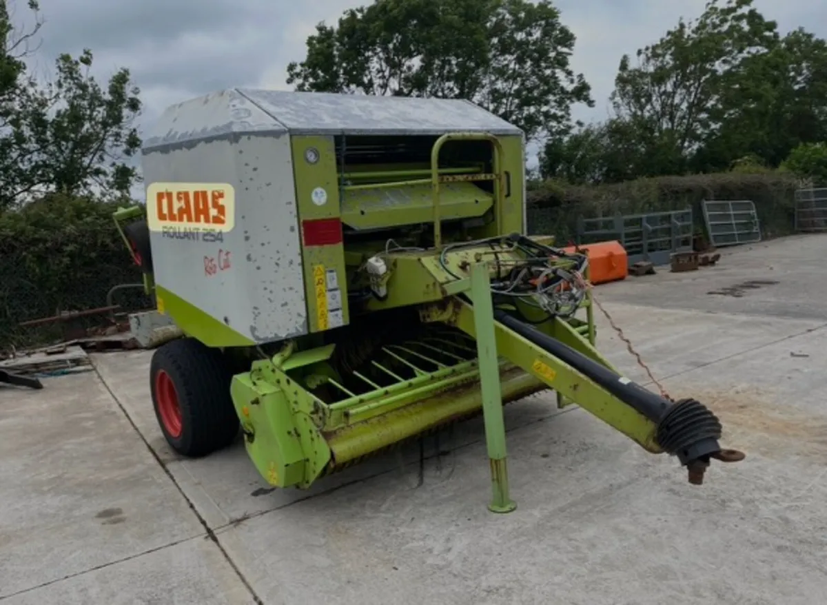 Claas Round Balers.... - Image 2