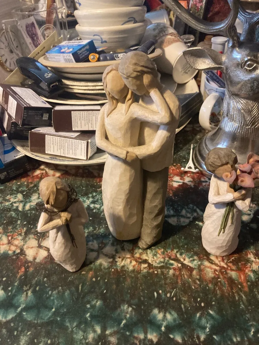 Willow tree figures free postage - Image 1