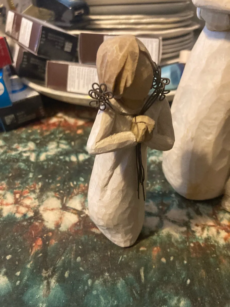 Willow tree figures free postage - Image 2