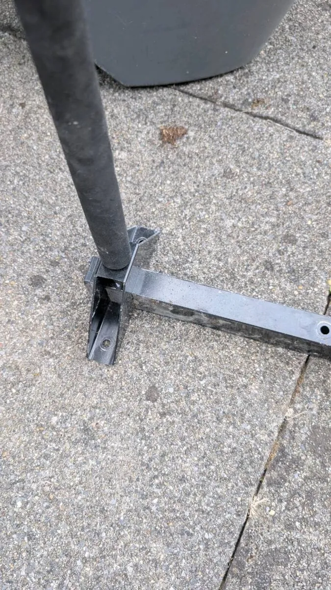 Secure-Bike BikeTRAP Lockable Bike Storage Ra - Image 4