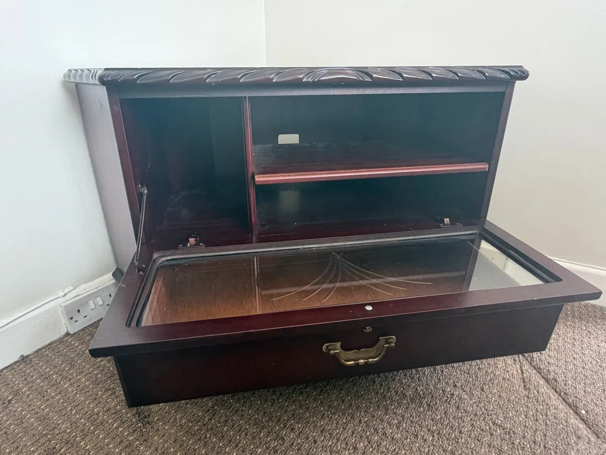 Mahogany TV Corner Unit - Image 2
