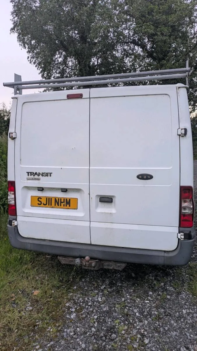 Van - Image 3