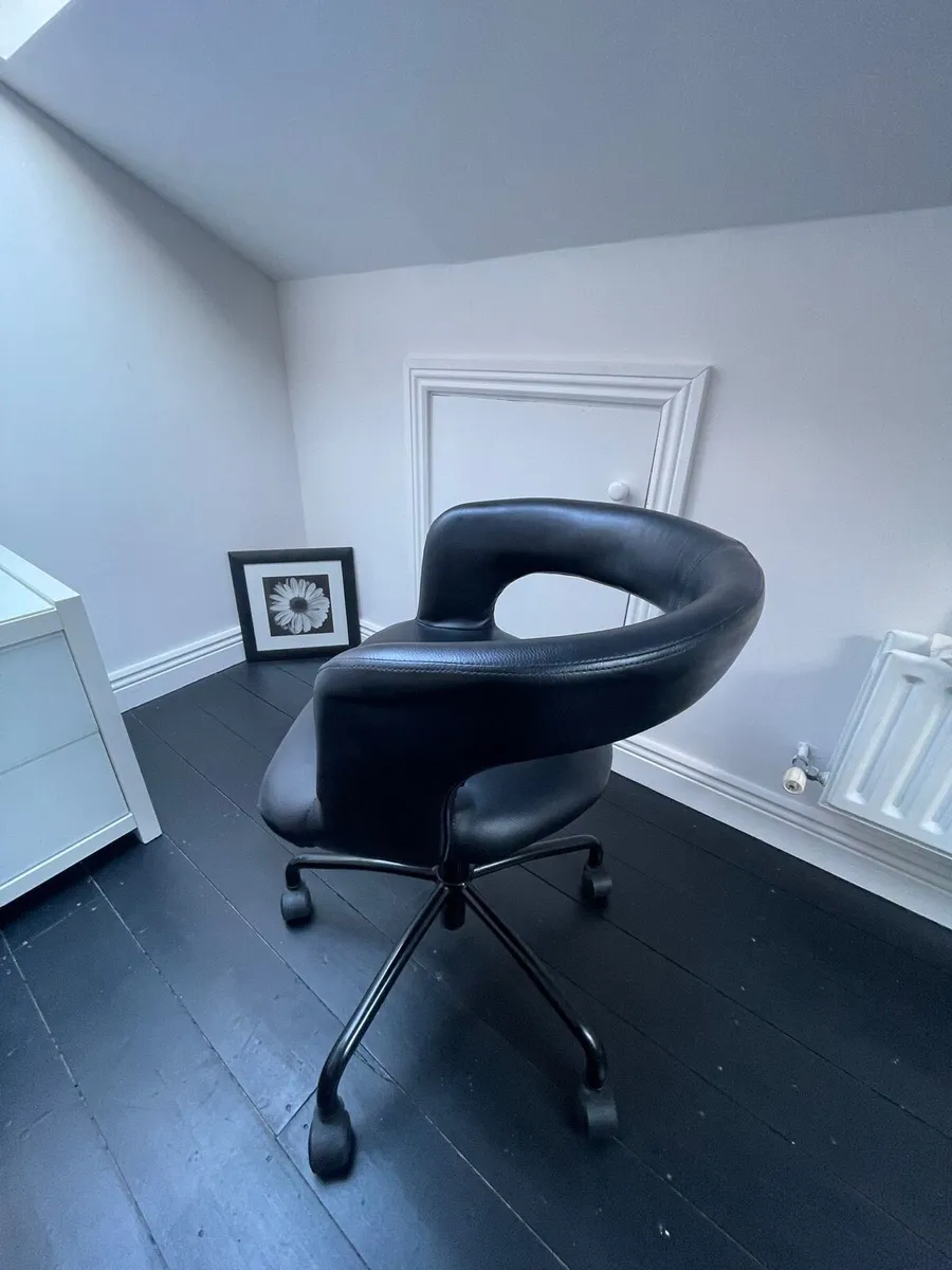Chair - Image 4