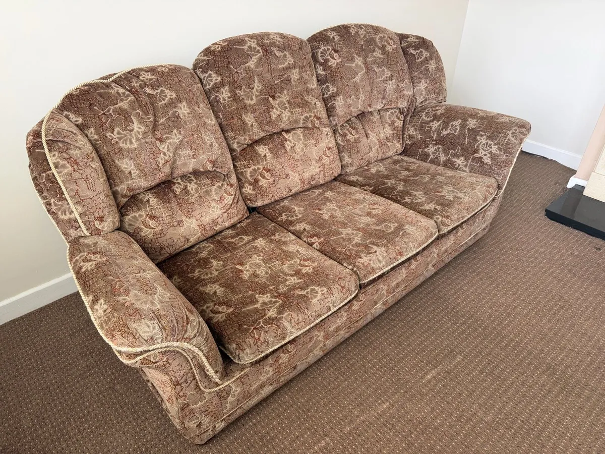 3+1+1 Suite of Furniture - Image 1