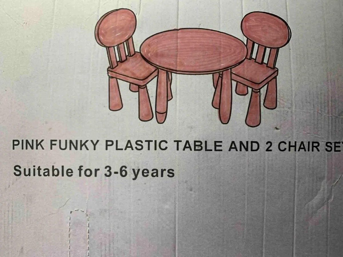 Children's Indoor / Outdoor Plastic Round Table +