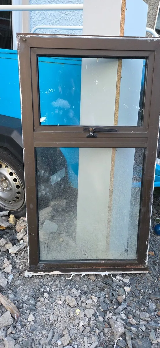 Aluminium framed Window - Image 3