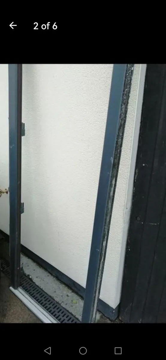 Pvc door with cat elictronick cat flap - Image 3