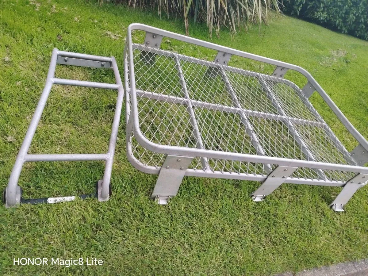 Roof rack - Image 1