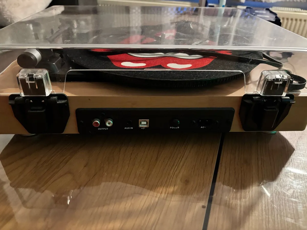 JAM vinyl player with Bluetooth - Image 4