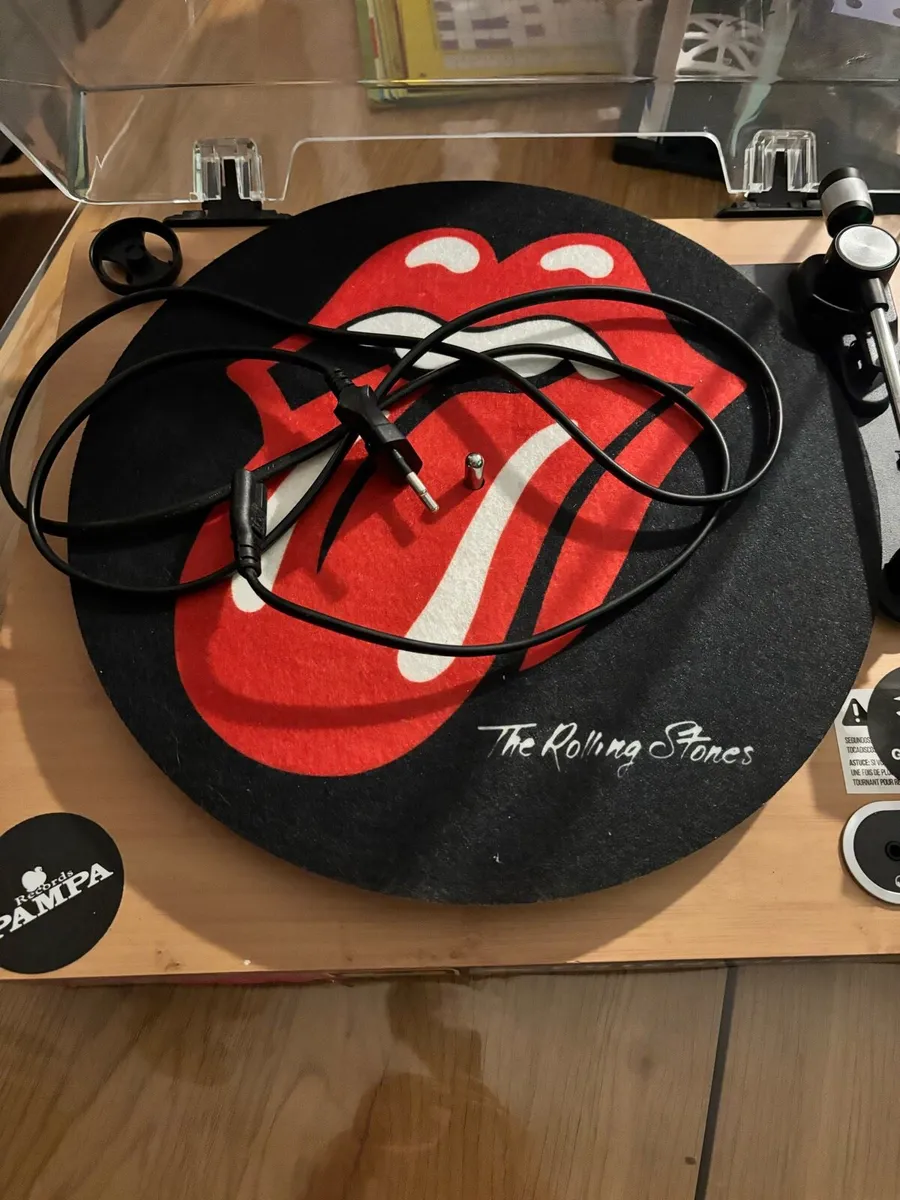 JAM vinyl player with Bluetooth - Image 3