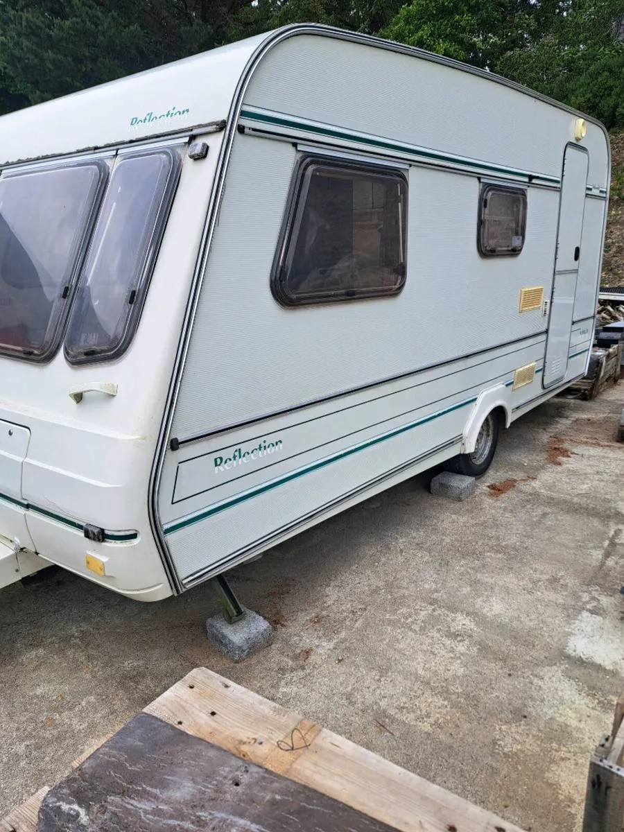 Caravan - Image 2