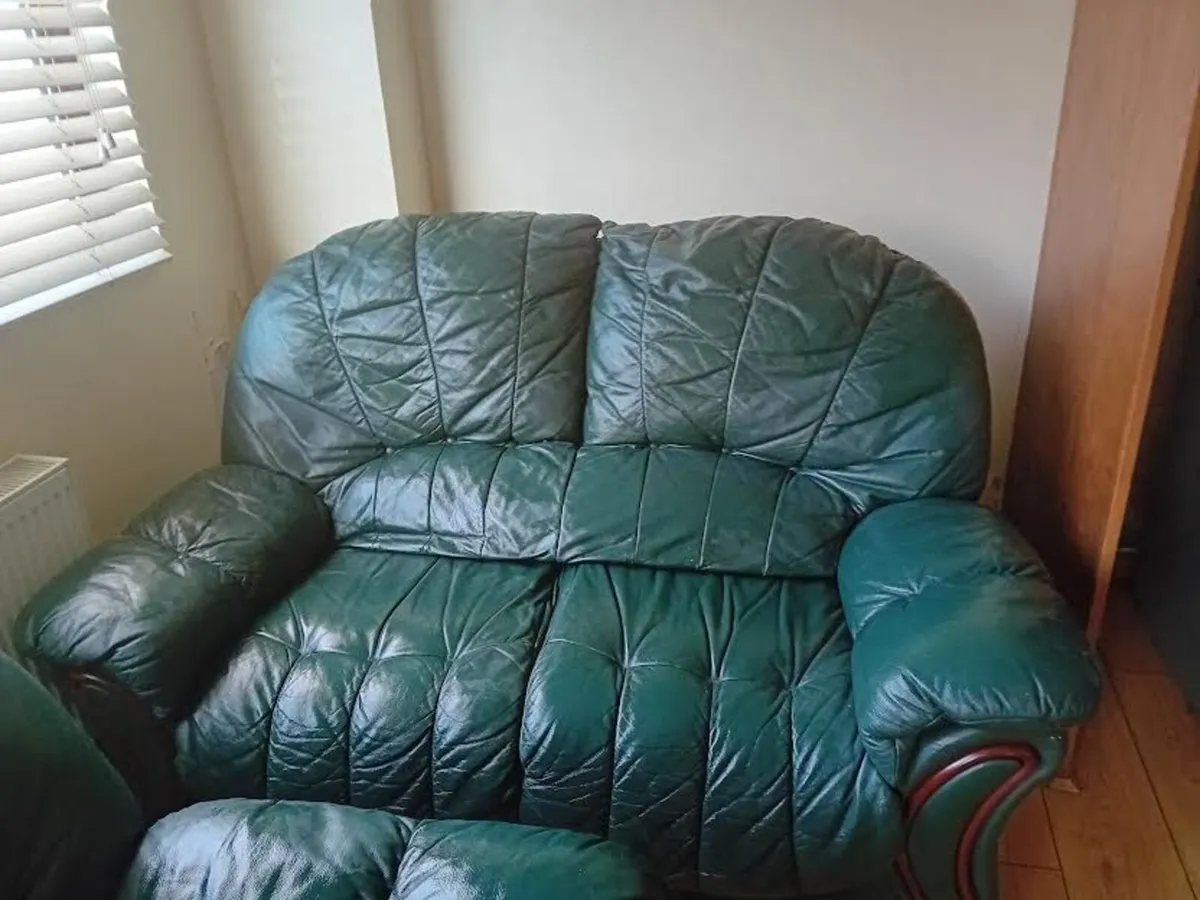 Couch - Image 2