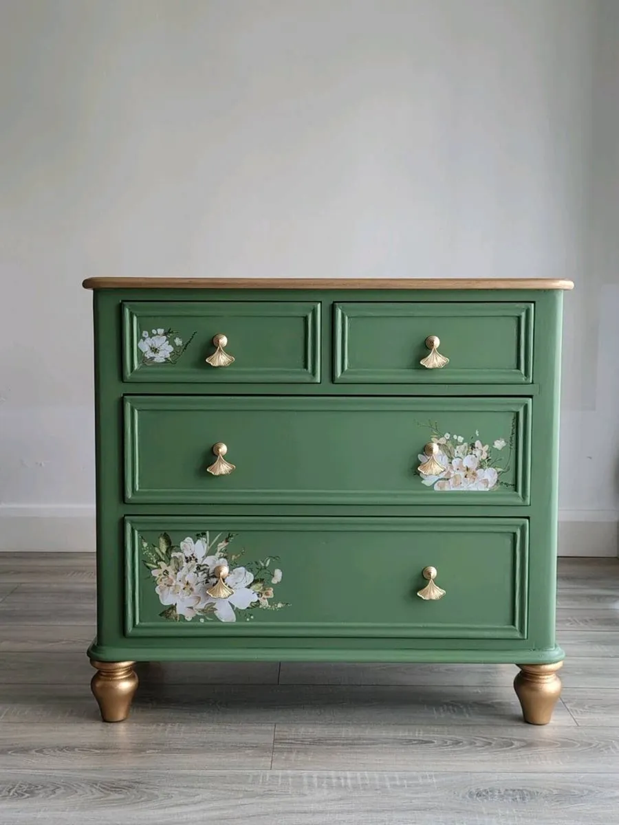 Vintage chest of drawers - Image 3