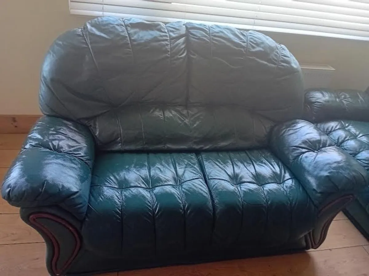 Couch - Image 3
