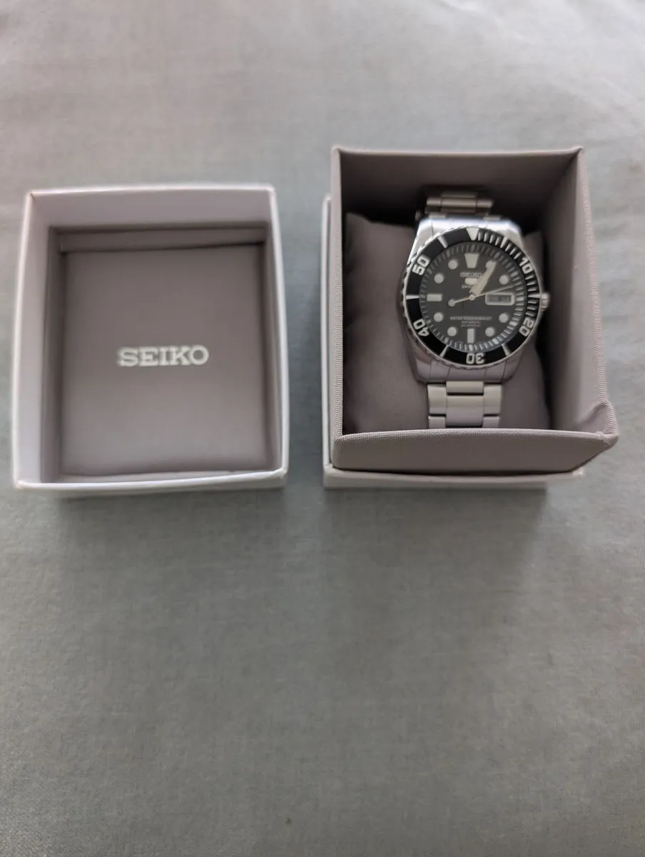 Seiko 5 Divers 23 Jewels SNZF17K1 - Image 3