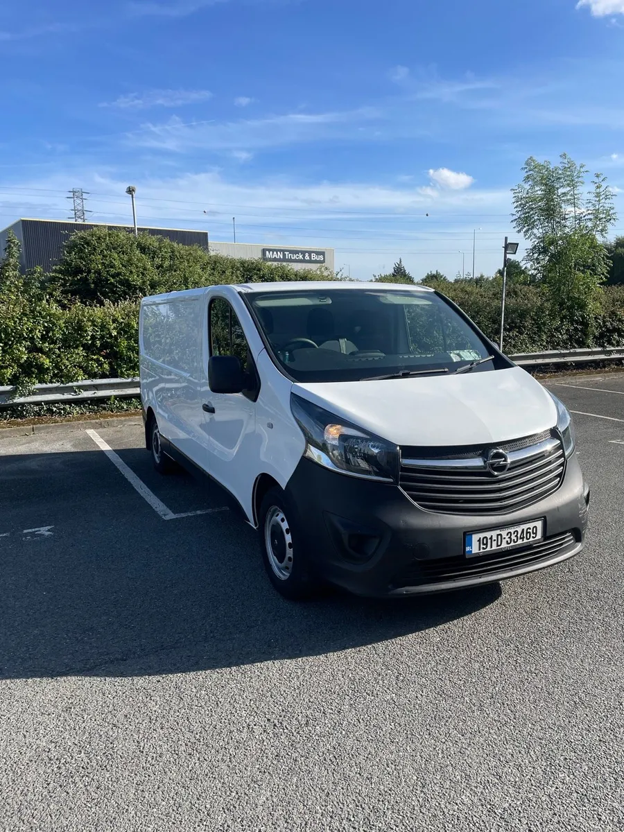 2019 Opel Vivaro - Image 2