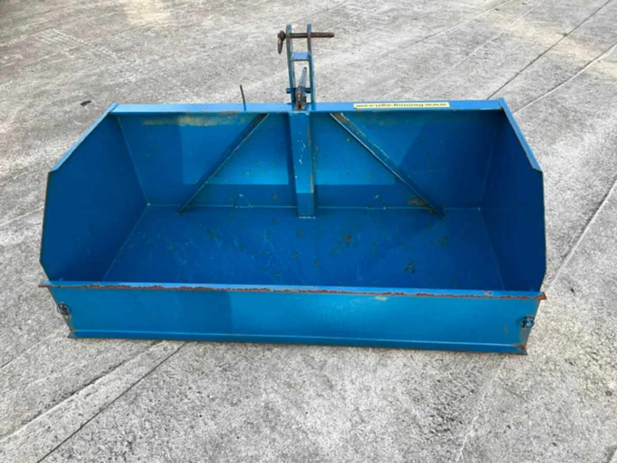 Fleming 5ft Transport Box as new - Image 3