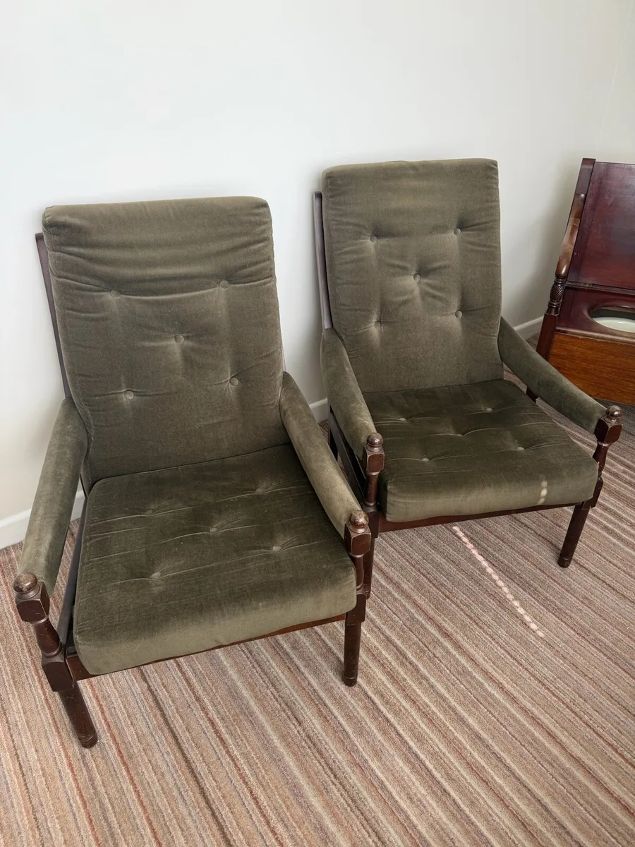 Armchair Pair