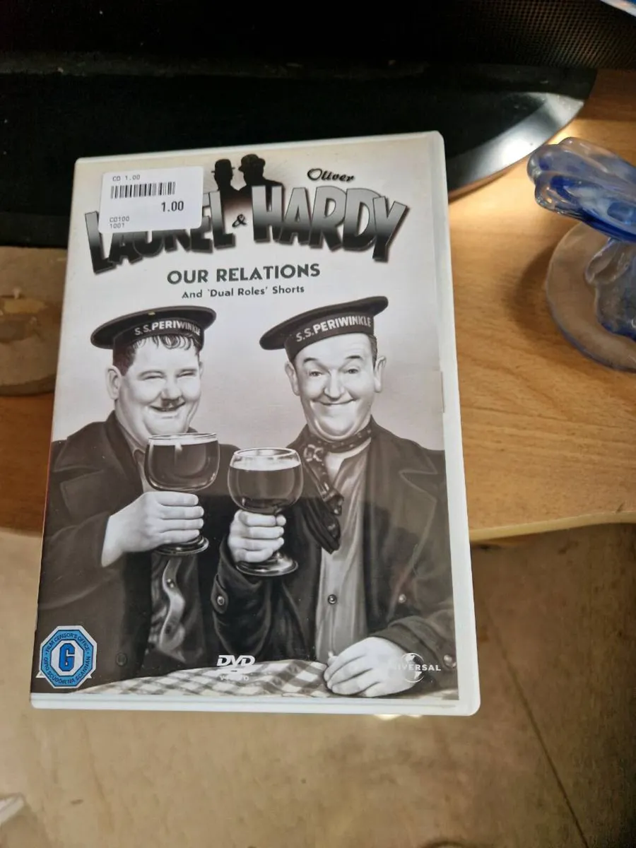 Books and dvds - Image 1