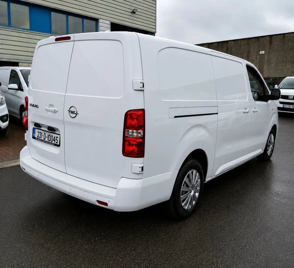 2023 Opel Vivaro LWB Reverse Camera - Image 4