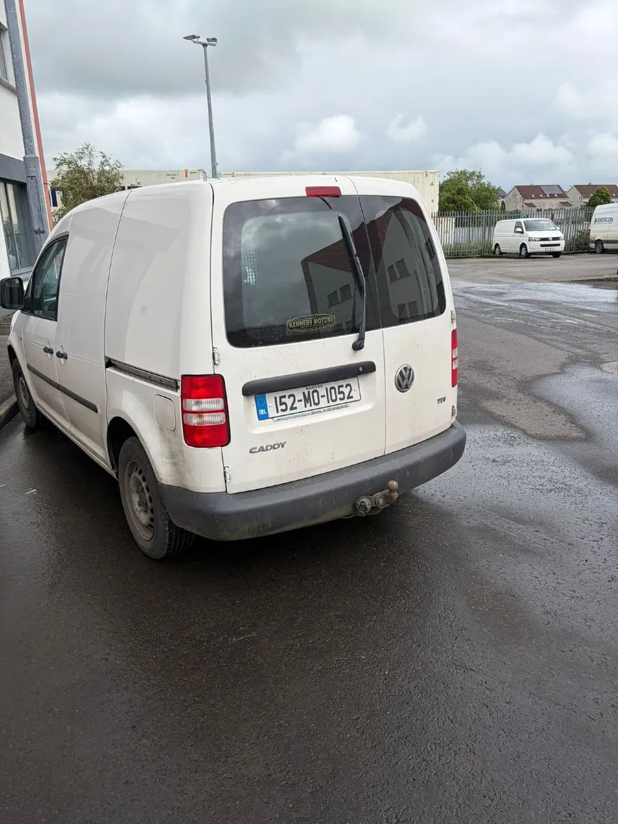 Volkswagen Caddy 2015 - Image 2