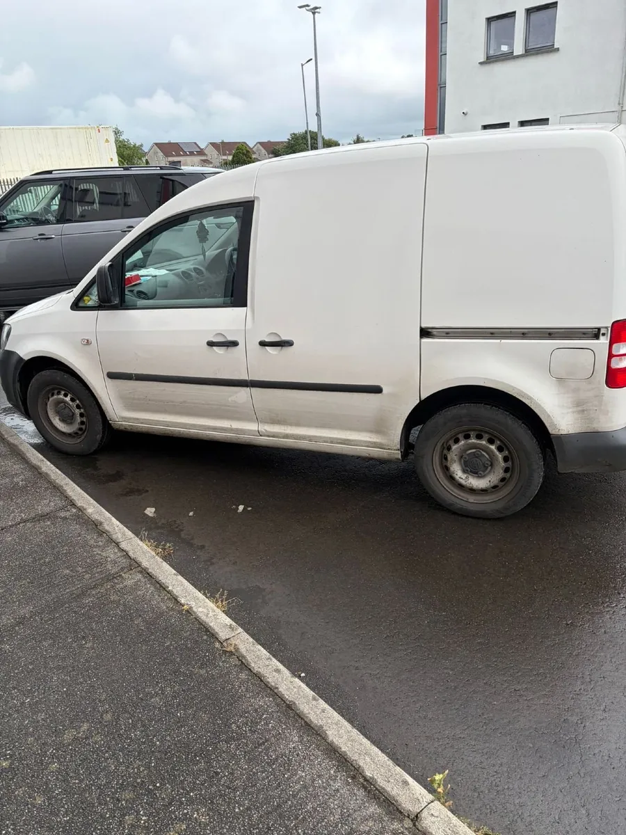 Volkswagen Caddy 2015 - Image 3