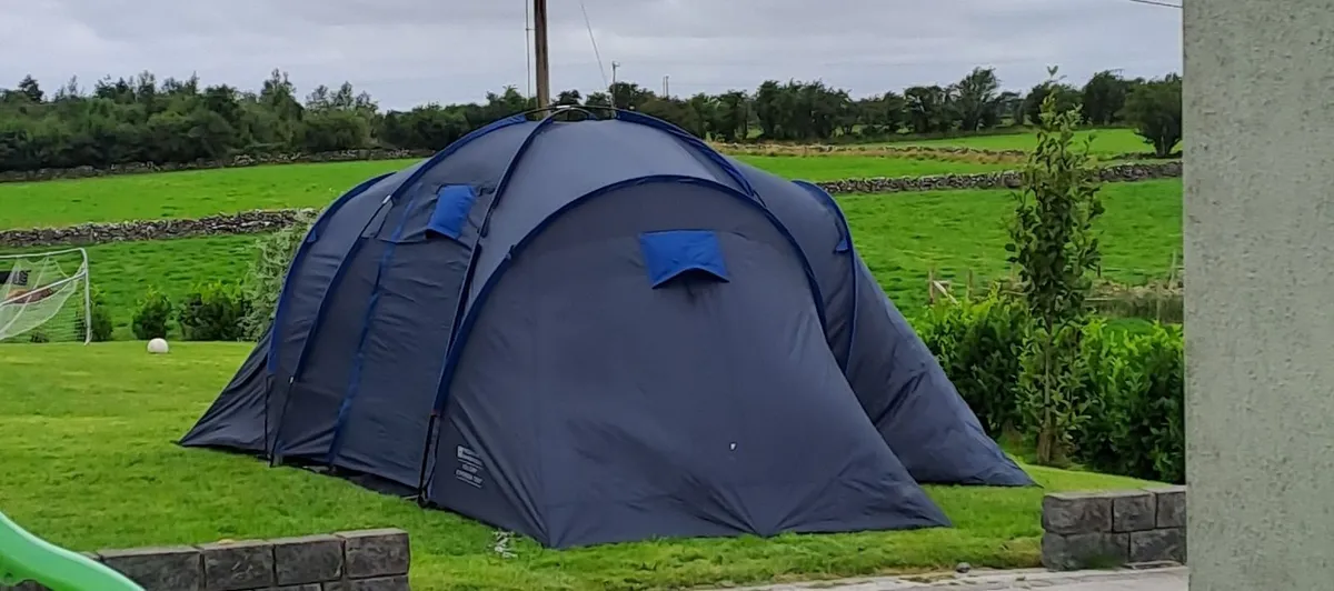 Holiday 6 Man Tent Bright Blue - Image 1