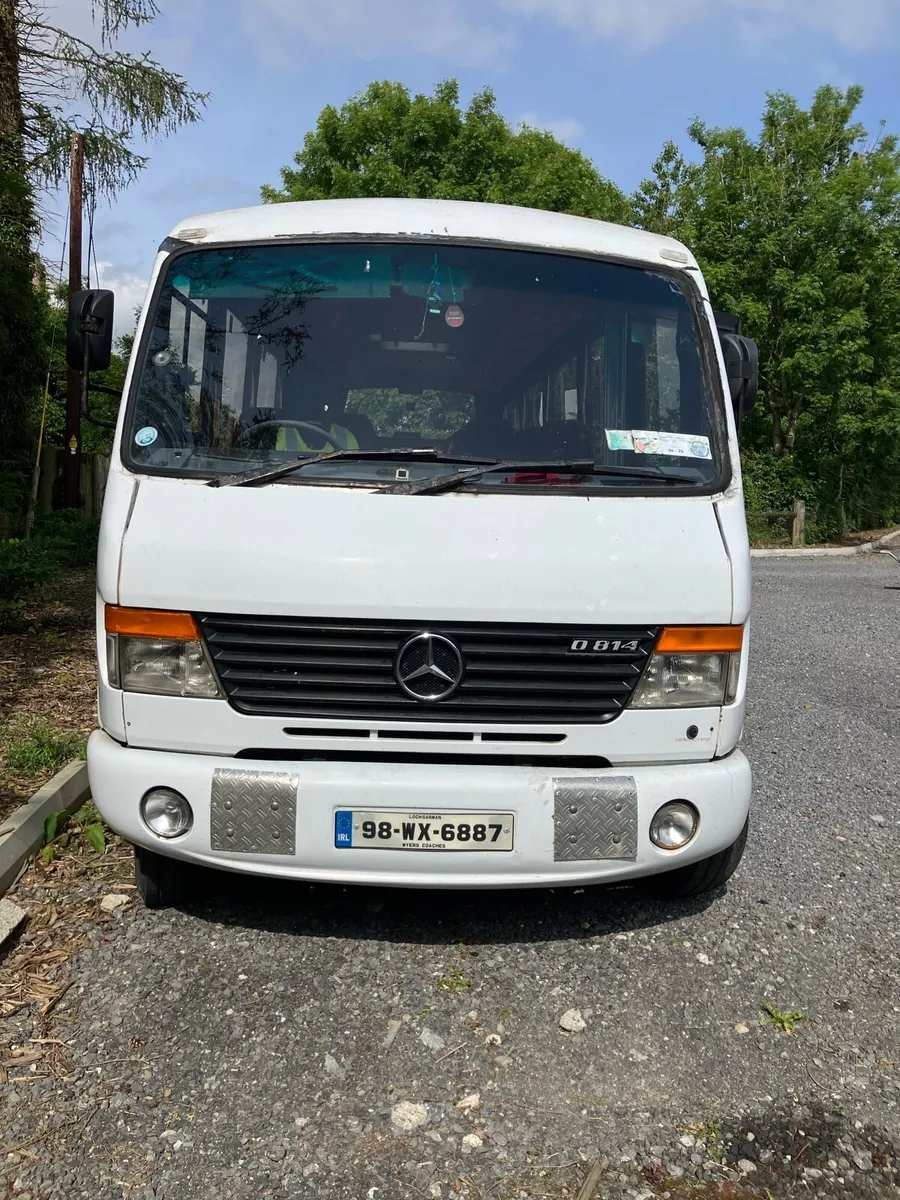 Bus - Image 2