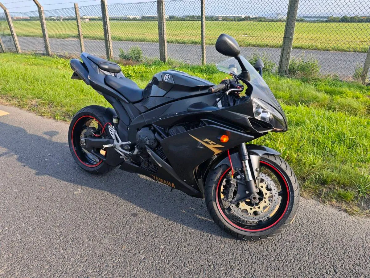 131 D YZF R1 2008 model - Image 1