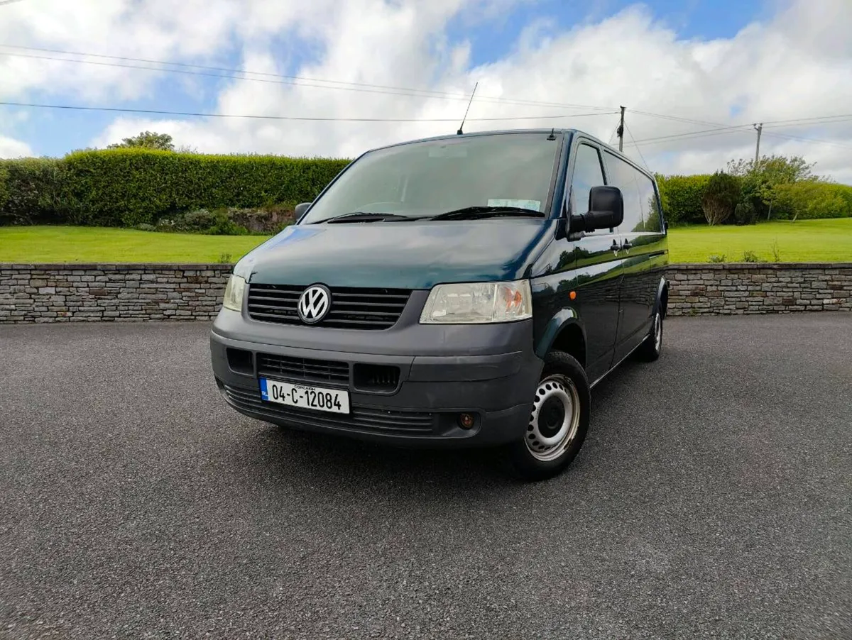Volkswagen Transporter LWB 2.5 TDI Doe 02/2027 - Image 1