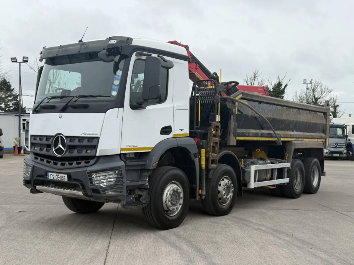 2017 MERCEDES AROCS 3240 TIPPER - Image 3