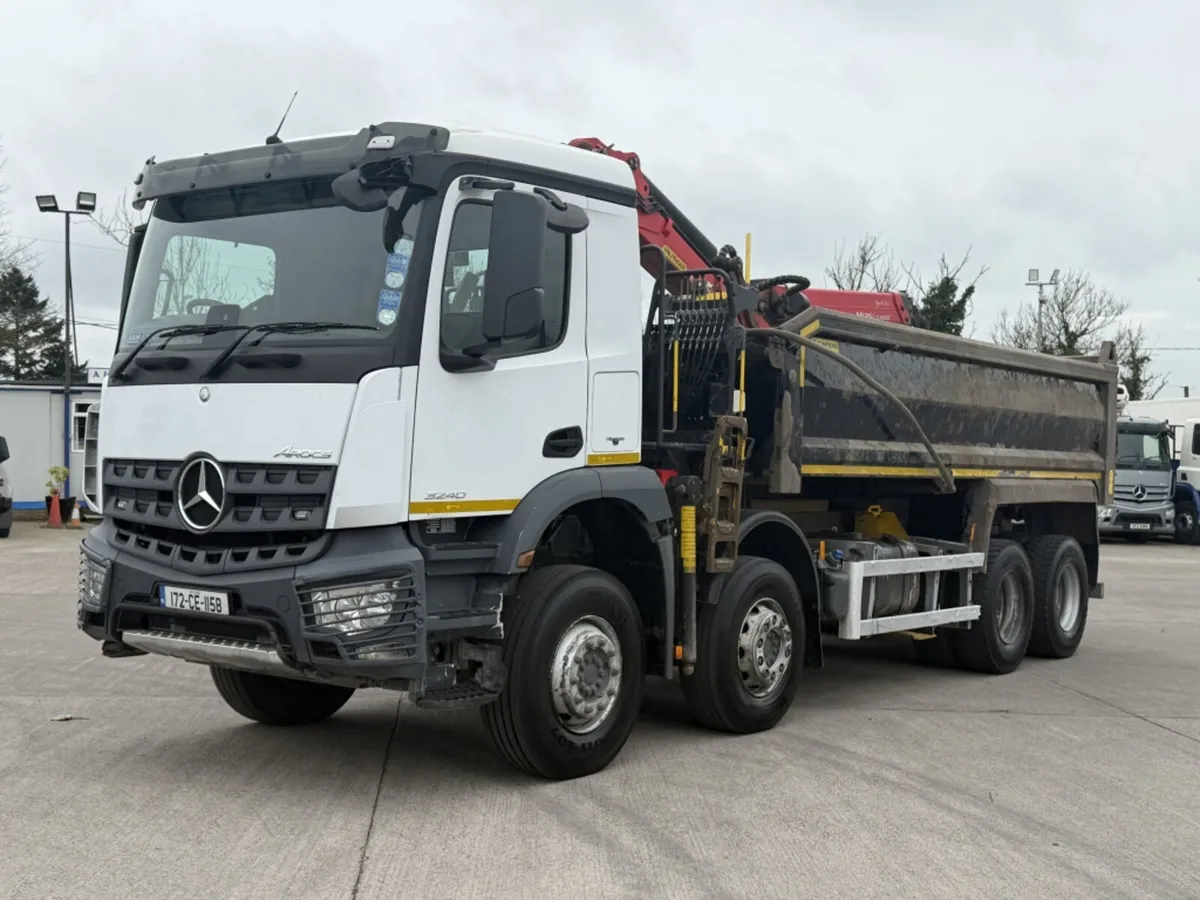 2017 MERCEDES AROCS 3240 TIPPER - Image 3