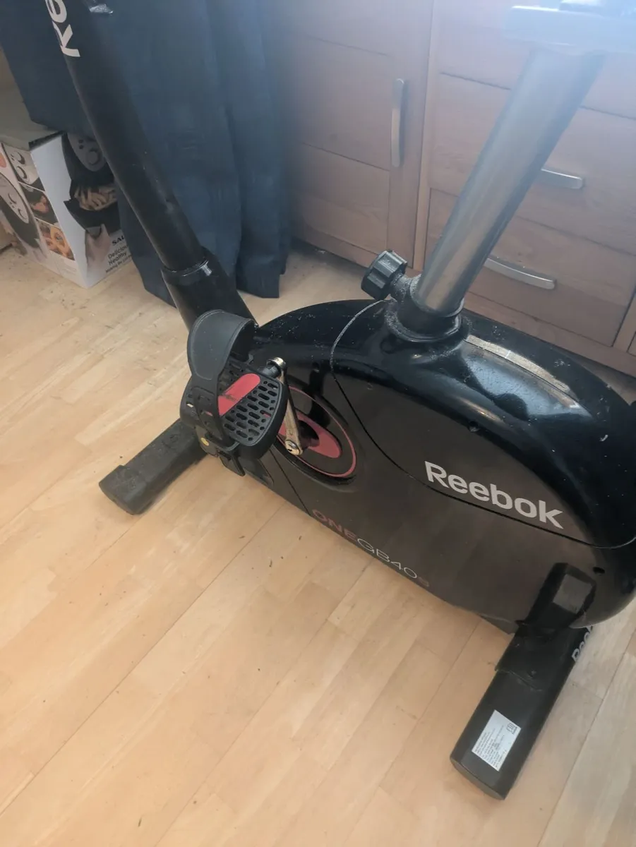 Reebok one GB40s Indoor bike - Image 2