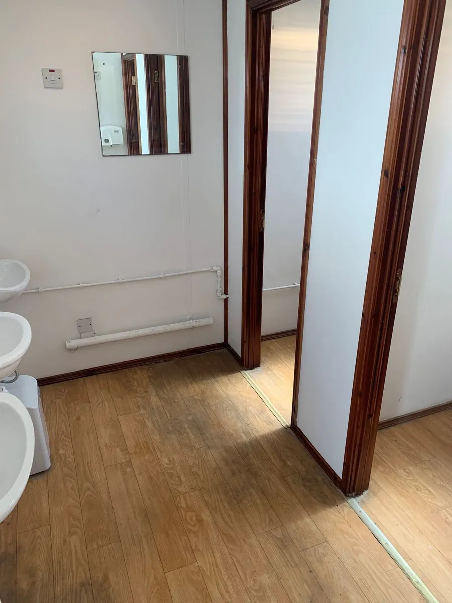 32' x 10' Portable Toilet for Sale / Rent - Image 4