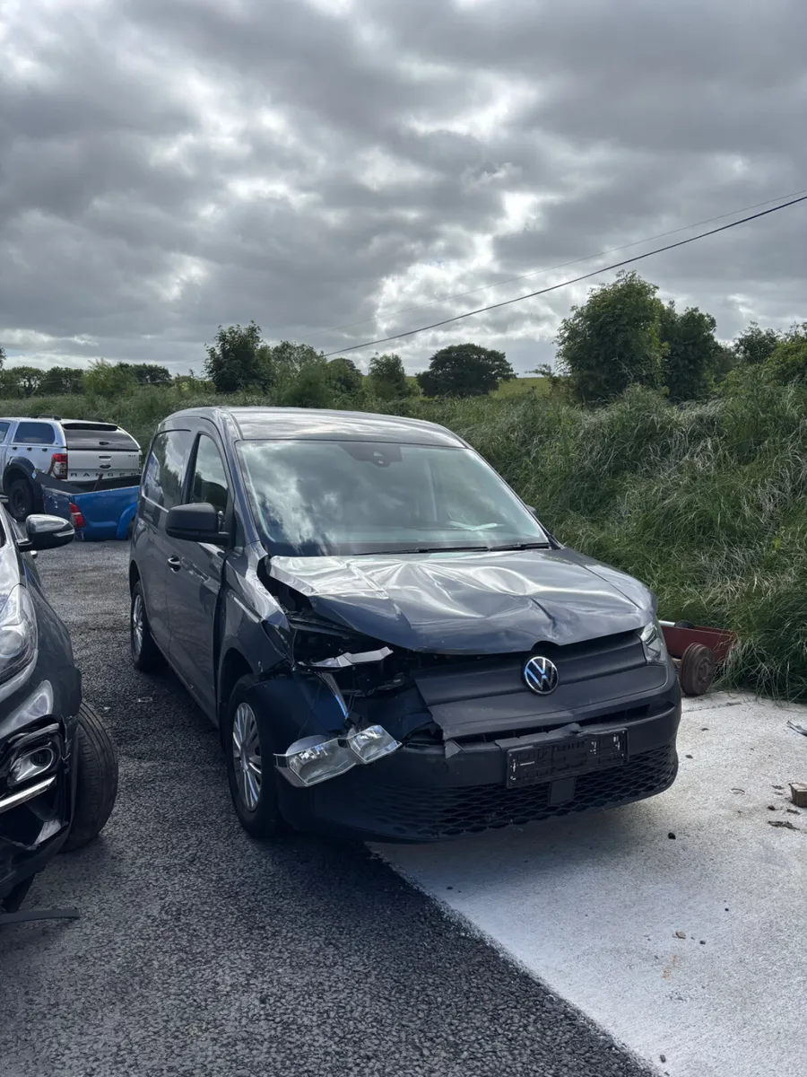 Volkswagen Caddy for breaking - Image 2