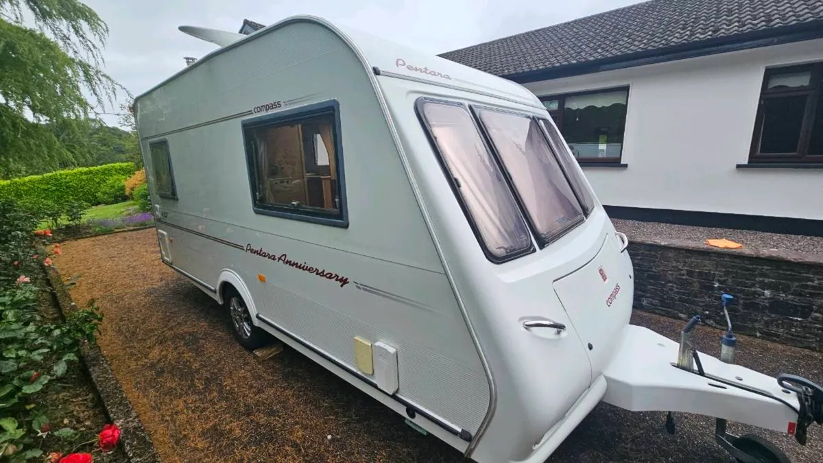 Compass Pentara 2-berth Caravan - Image 2