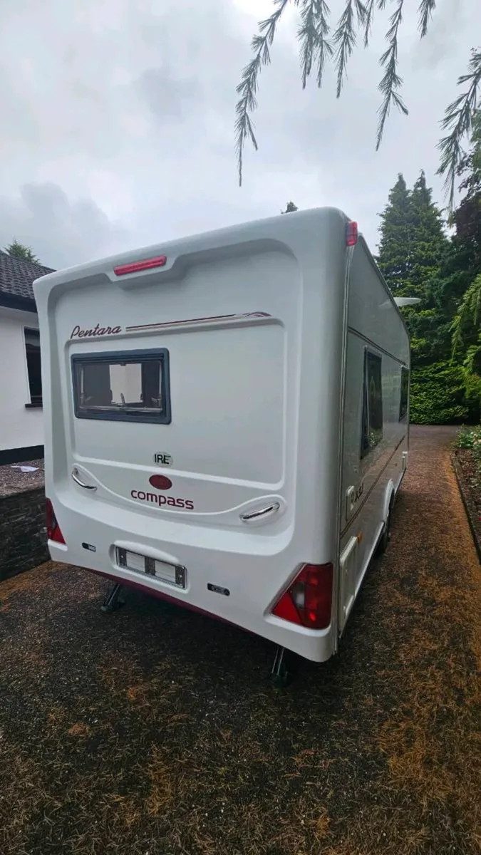 Compass Pentara 2-berth Caravan - Image 3