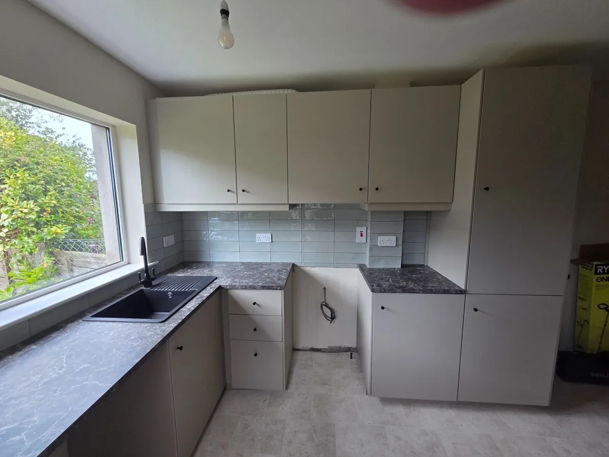 Kitchen - Image 4