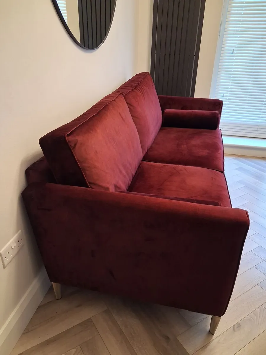 Sofa - Excellent Condition - Image 3