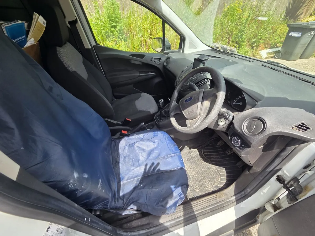 Ford Transit 2019 - Image 2