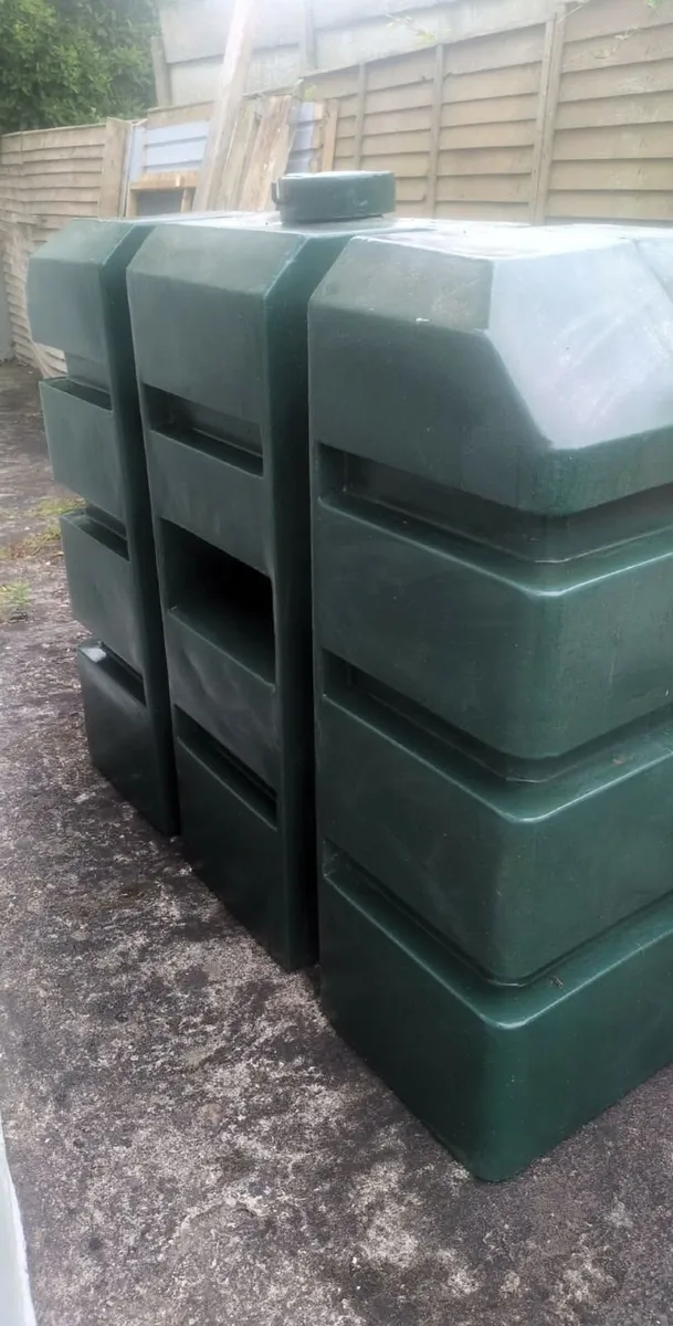 Oil tank - Image 3