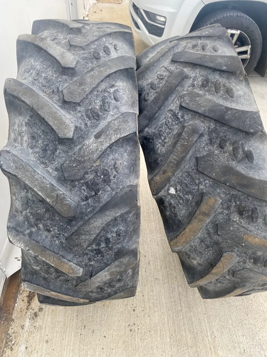 Tractor tyres 340/85r24 - Image 2