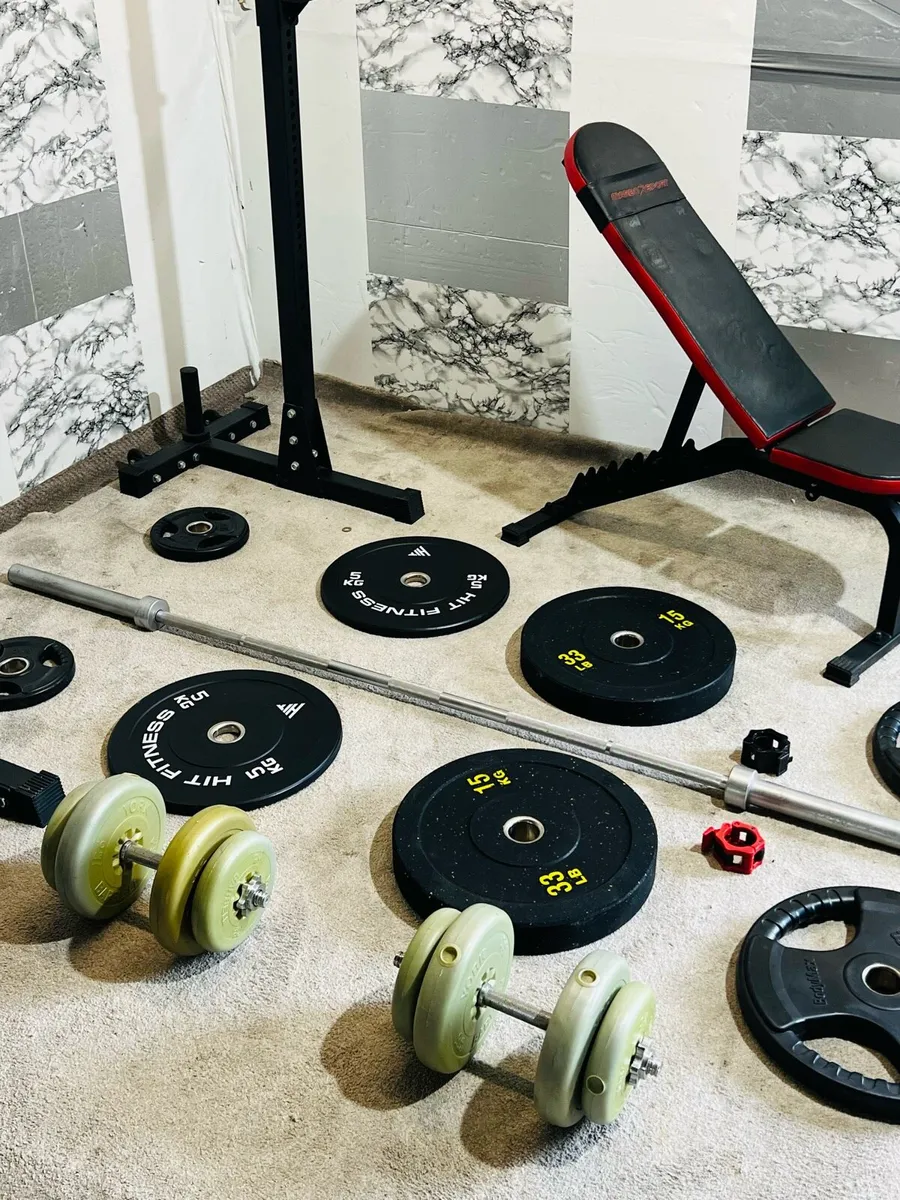 110KG OLYMPIC BARBELL SET RACK STANDS BENCH DUMBLS - Image 2