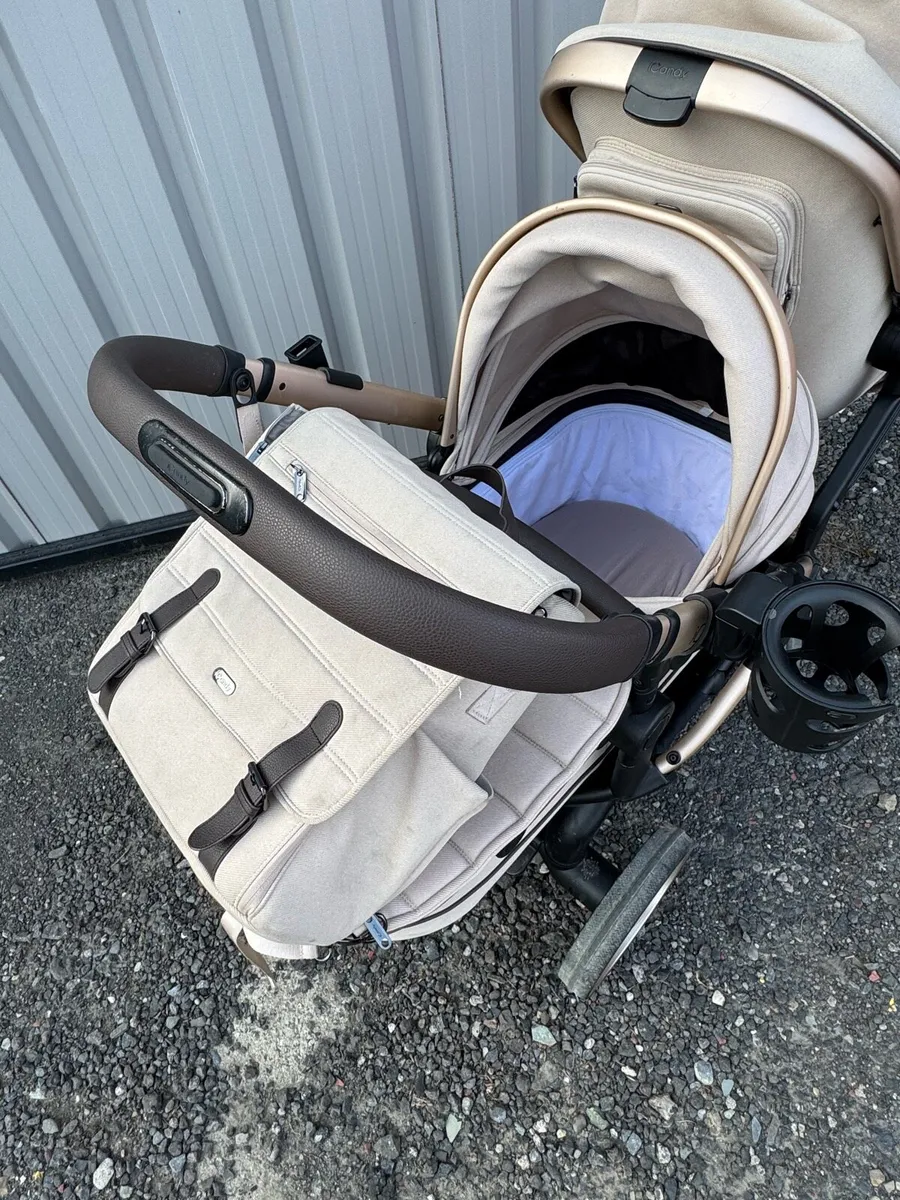 Icandy peach 7 double buggy - Image 3