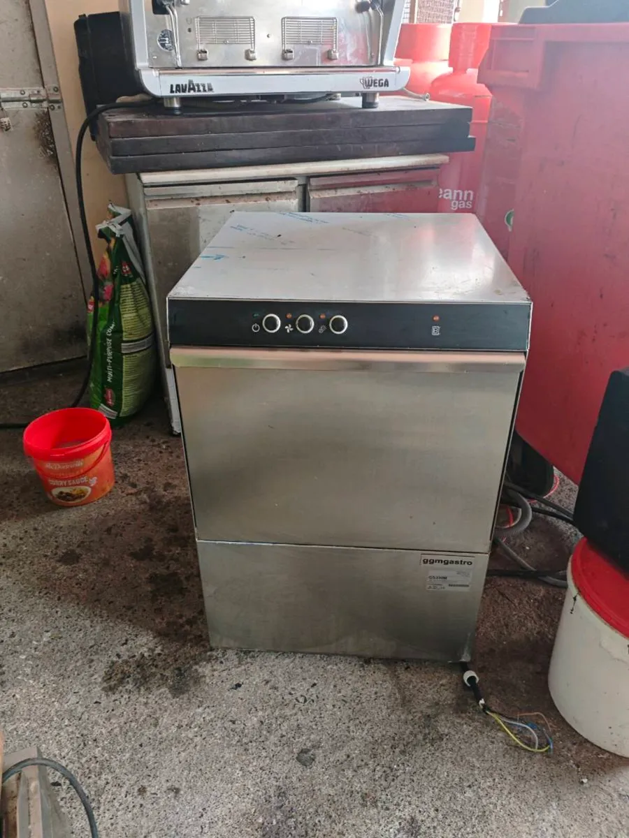 Dishwasher - Image 1