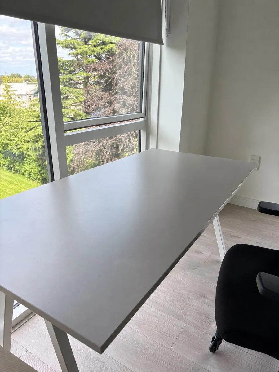 Grey/White Office Desk - Image 1
