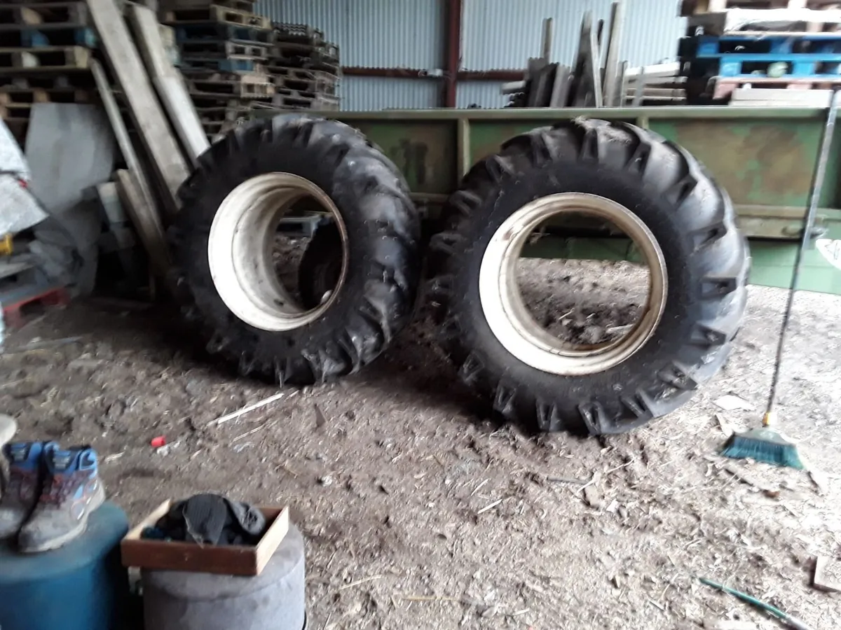 Tractor tyres - Image 2