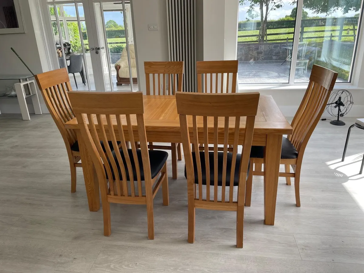 Furniture (suite and dining table,chairs) - Image 1