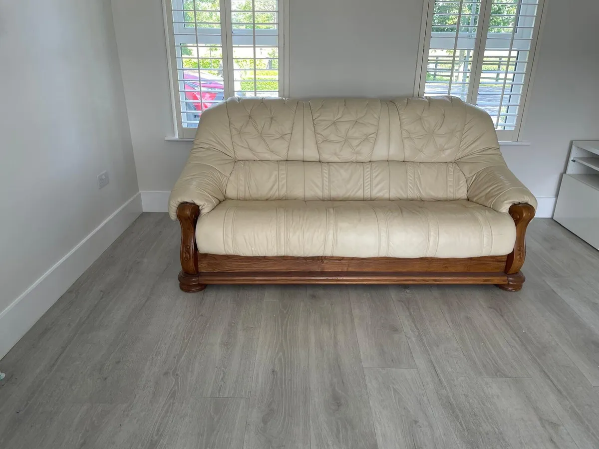 Furniture (suite and dining table,chairs) - Image 3